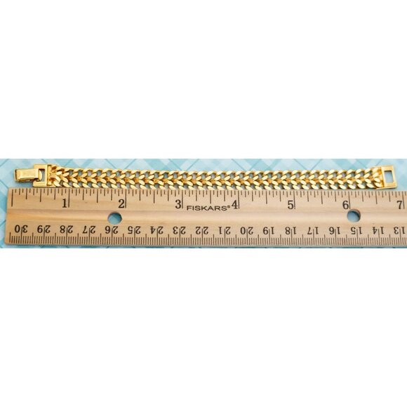 Vintage Gold Tone Arrows Bracelet by Avon - 7 inch - L13 - Picture 3 of 3